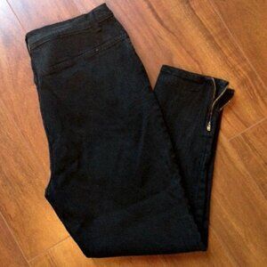 NWT L.A. Blues Stretch 22W Black Jeans Straight Leg Ankle Zippers